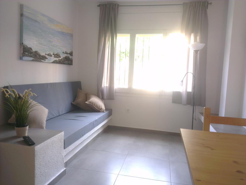Apartaments La Riera 로지즈 객실 사진
